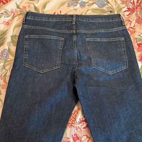 EVERLANE Size 33 x 32 Straight Leg Denim Classic Jeans  5 Pockets $129 NEW - Picture 6 of 16